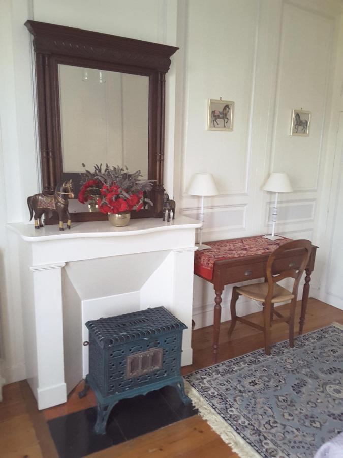 La Maison Des Thermes, Chambre D'Hote 桑特 外观 照片