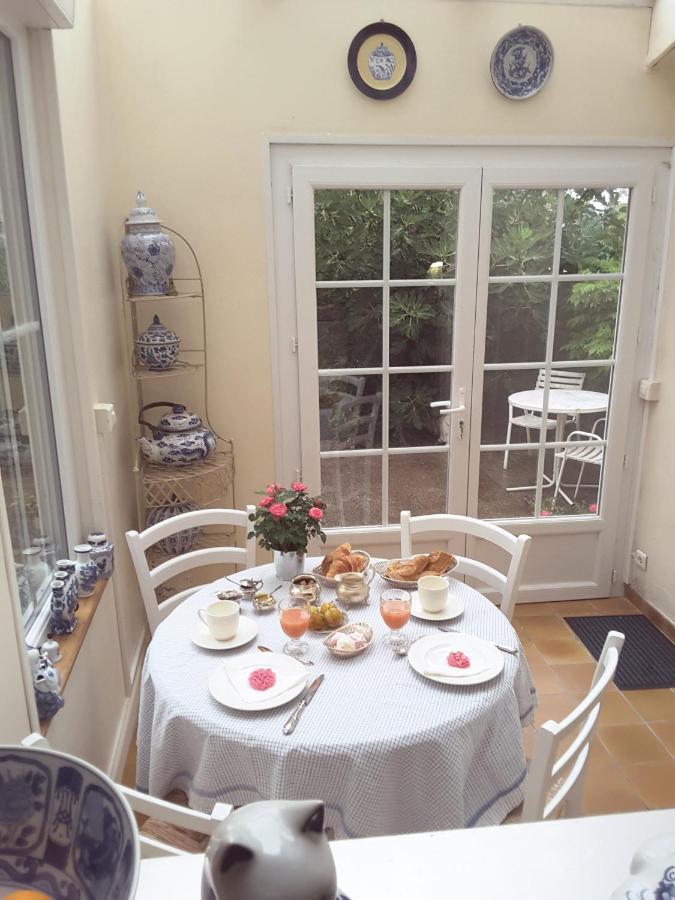 La Maison Des Thermes, Chambre D'Hote 桑特 外观 照片
