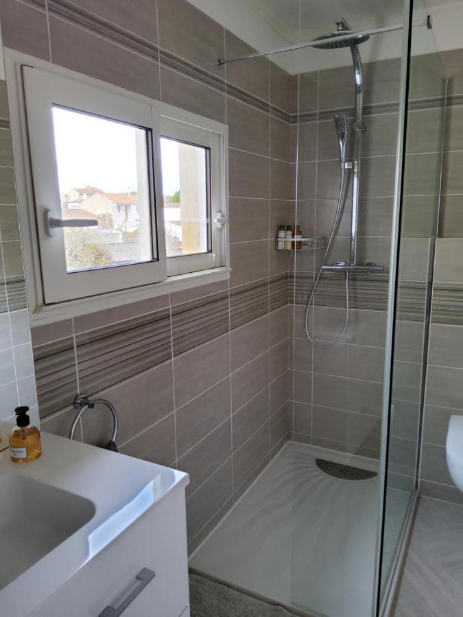 La Maison Des Thermes, Chambre D'Hote 桑特 外观 照片