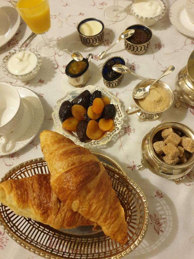 La Maison Des Thermes, Chambre D'Hote 桑特 外观 照片